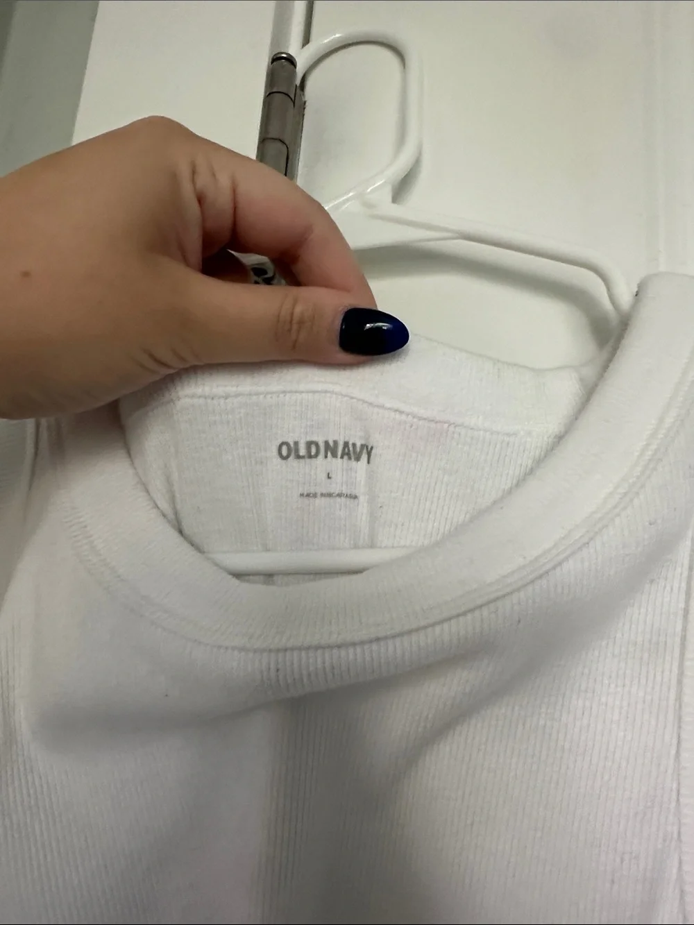 Old Navy White Ribbed Tank Top - Women's